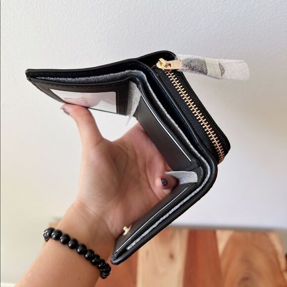 NWT COACH SMALL TRIFOLD WALLET IN SIGNATURE CANVAS WITH POP FLORAL PRINT - Picture 5 of 5